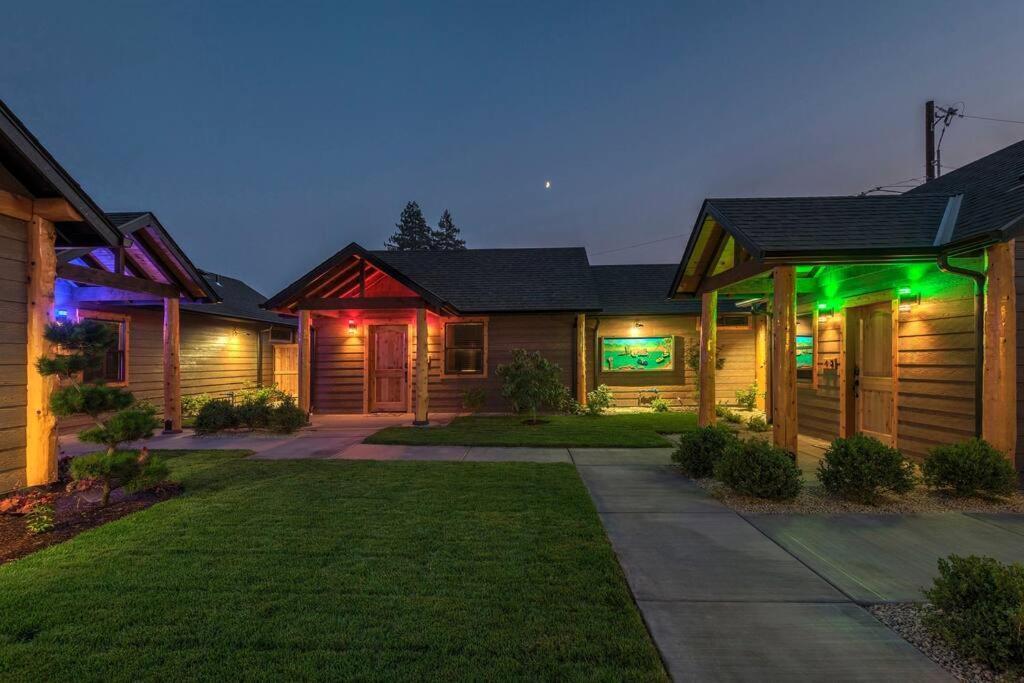 Bear Mountain - Suite 8 Grants Pass Dış mekan fotoğraf